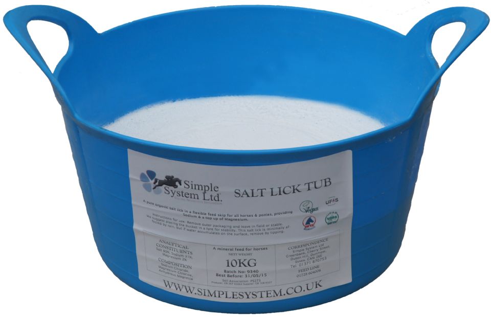 Salt Lick Tub Robust Fieldstable Salt Lick